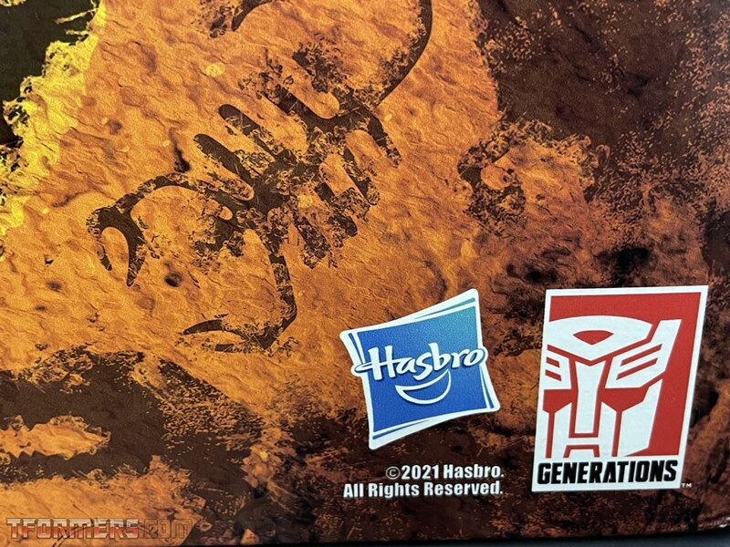 Transformers War For Cybertron Kingdom 35th Anniversary Beast Wars Promo Box  (20 of 57)